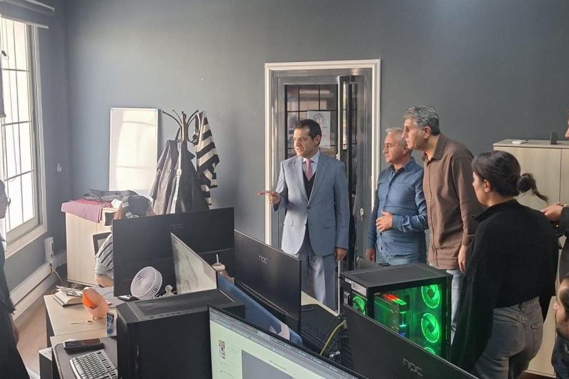 BİK VAN BÖLGE MÜDÜRÜ KENAN TOKGÖZ’DEN VAN TV’YE ZİYARET...