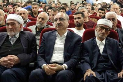 Dr. Ömer Demirbağ, Van'da gerçek alimlerin peygamberlerin varisleri olduğunu söyledi