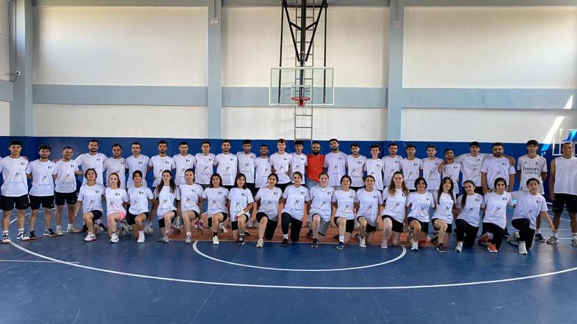 Edremit Belediyesi’nin ücretsiz kurslarıyla 80 öğrenci üniversite ve spor liselerine yerleşti