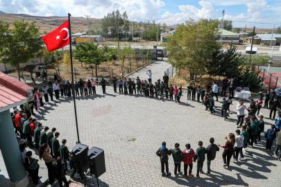 ERÇEKLİ ÖĞRENCİLER BÜYÜKŞEHİR KONSERVATUVARI İLE UNUTULMAZ BİR GÜN GEÇİRDİ