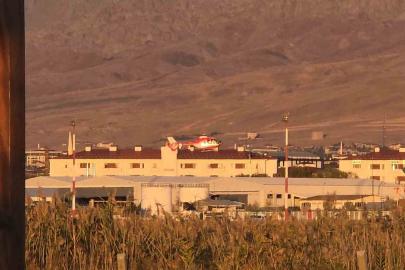 Hakkari Yüksekova'da Anterior MI hastası Van'a hava ambulansıyla sevk edildi