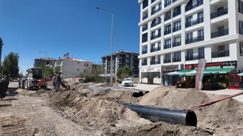 HALİLAĞA MAHALLESİ’NDE 2 BİN 500 METRELİK İÇME SUYU HATTI YENİLENDİ