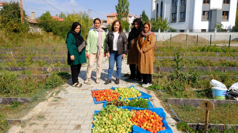 Kadın Komün Bostanı’nda Son Hasat