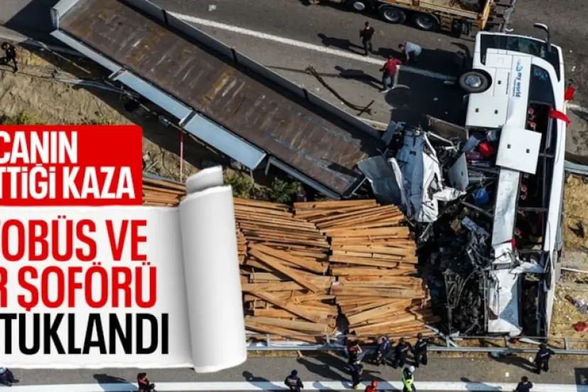 Manisa'da 11 kişinin öldüğü kazada otobüs ve tır şöförü tutuklandı