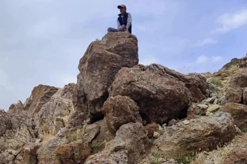 Özalp'te koyun otlatan 14 yaşındaki çocuk yıldırım isabetiyle yaşamını yitirdi