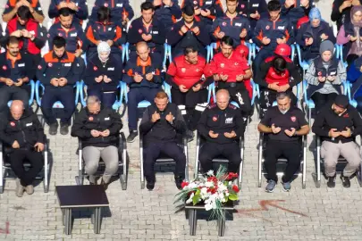 Van depreminin 15. yılında AFAD'ın eğitim alanında anma programı düzenlendi