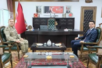 Van İl Jandarma Komutanı Tuğgeneral Mücahit Avkıran’dan Kaymakam Salih Kartal’a Hayırlı Olsun Ziyareti