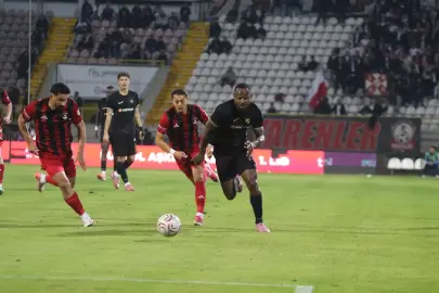 Van Spor deplasmanda 3 puanı 3 golle aldı