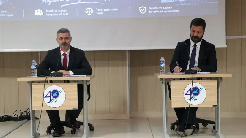 Van YYÜ ile Başkale MYO seminerinde yasa dışı bahis ve kumar riskleri ele alındı