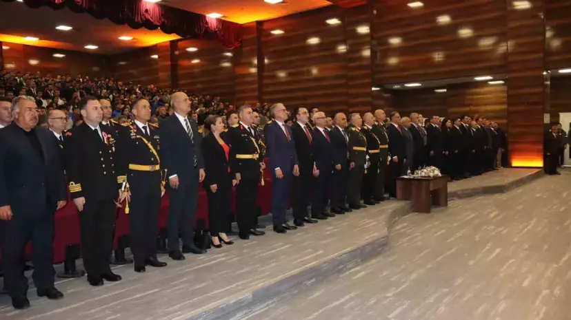 Van’da 29 Ekim Cumhuriyet Bayramı coşkusu