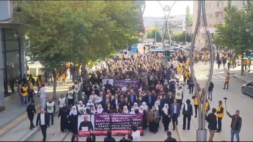 Van'da Abdullah Öcalan için yürüyüş