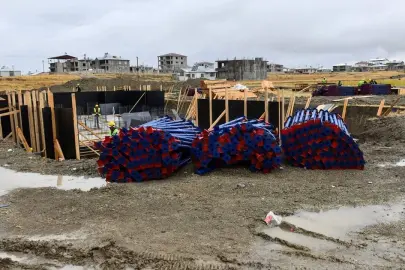 Van’da ihtiyaç sahiplerine konut yapılıyor