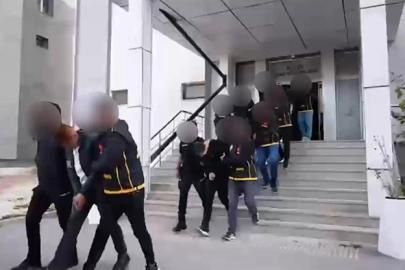 Van'da operasyon: 2.3 milyar TL’lik şüpheli para hareketi tespit edilen 11 kişi tutuklandı
