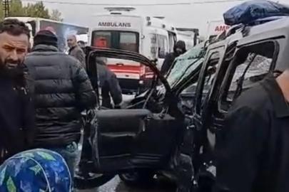 Van’da tırla hafif ticari araç çarpıştı: 2 yaralı