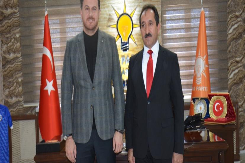 Ayhan Aşkın Çaldıran’a hizmet için geliyor