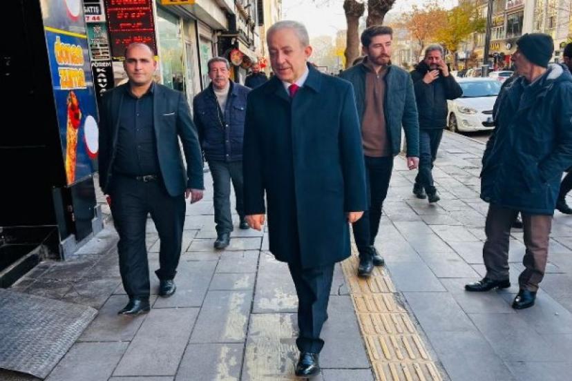 Ayhan Kayatürk’ten esnaf ziyareti