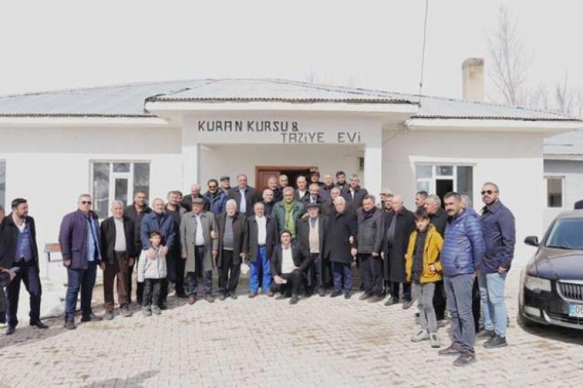 Başkan Adayı Oflas, 57 mahalleyi ziyaret etti