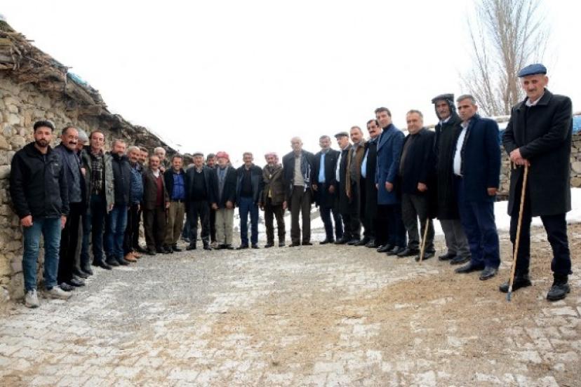 Başkan Şeylan’dan Narlı Mahalle’sine ziyaret