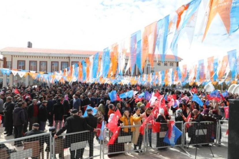 Başkan Tanış'tan gövde gösterisi