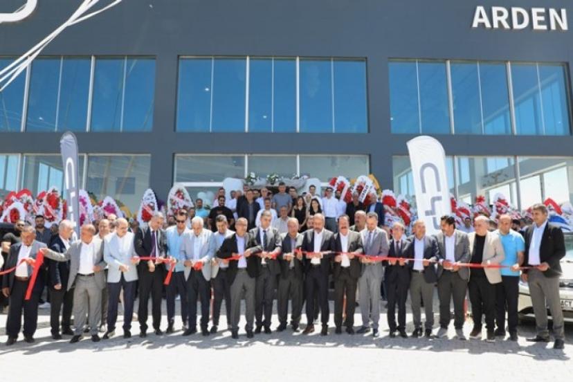 Dünya markası BYD, Arden çatısı altında Van’da açıldı