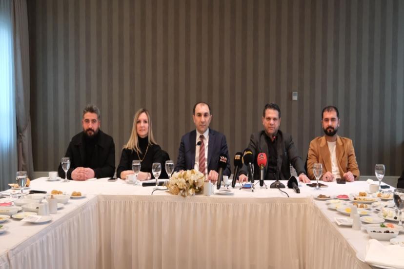 İpekyolu Belediye Başkan Adayı Berge, “Üç koltuğu bırakıp geldim”