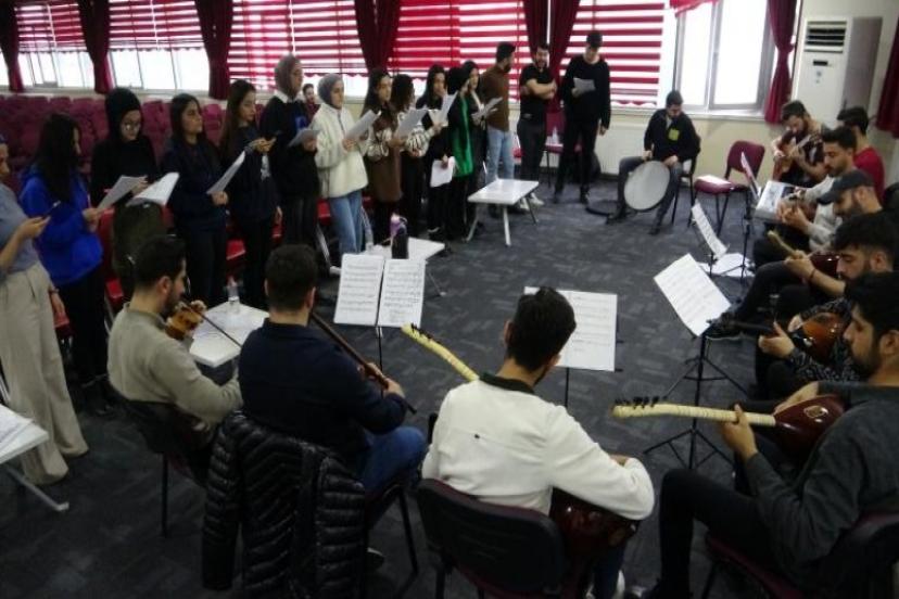 İpekyolu Gençlik Merkezi gençlerin uğrak yeri haline geldi  