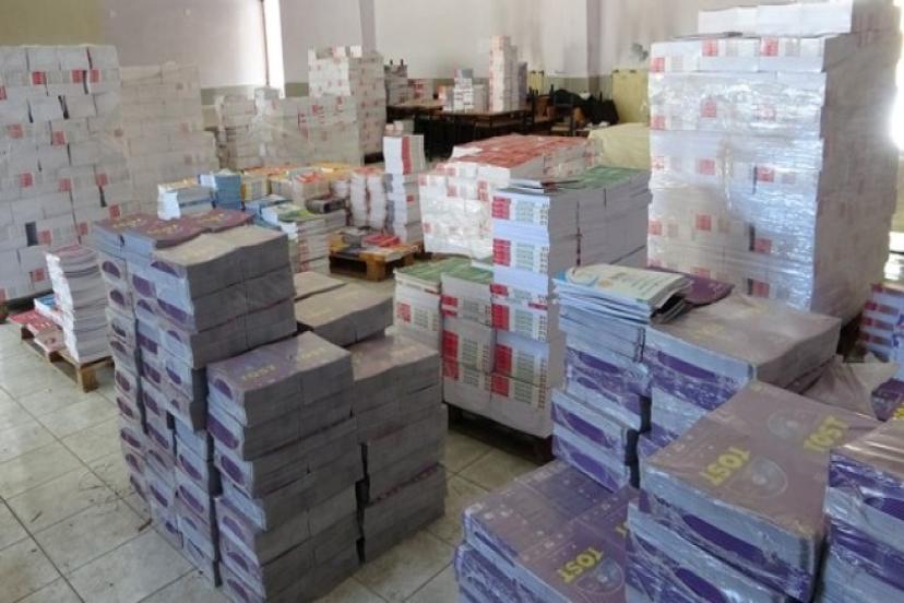 NEVADER’den üniversite öğrencilerine kaynak kitabı desteği