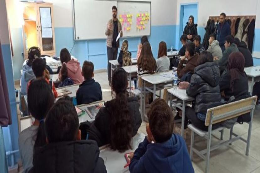 Öğretmen ve öğrencilere yas tepkileri bilgilendirmesi   (Fotoğraflı)