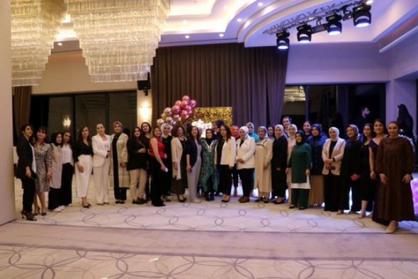 Parmak İzi ‘Anneler Günü’nü doyasıya kutladı