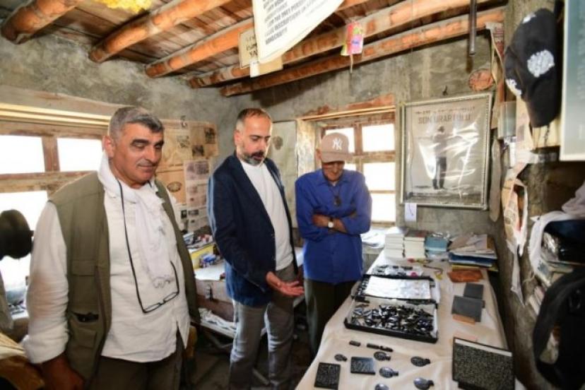 Rektör Şevli’den Urartucayı okuyup yazan Kuşman’a ziyaret  