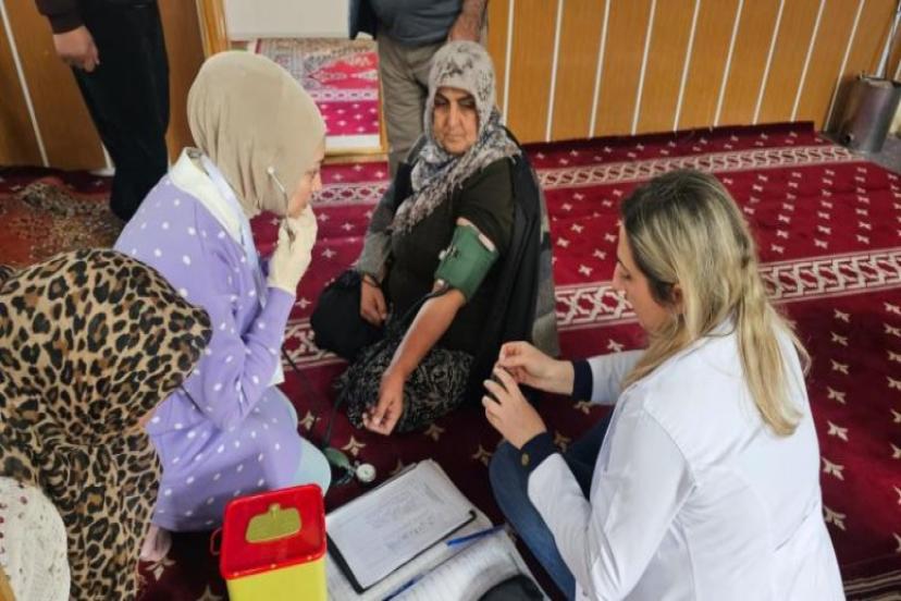 Sağlık ekiplerinden bulaşıcı hastalıklardan korunma eğitimi  