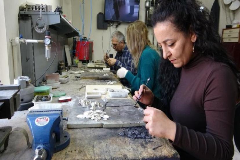 Savat gümüş gelecek nesillere aktarılıyor  