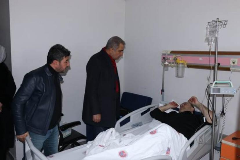 TUŞBA BELEDİYE BAŞKAN ADAYI OFLAS HASTA VE HASTA YAKINLARINI ZİYARET ETTİ