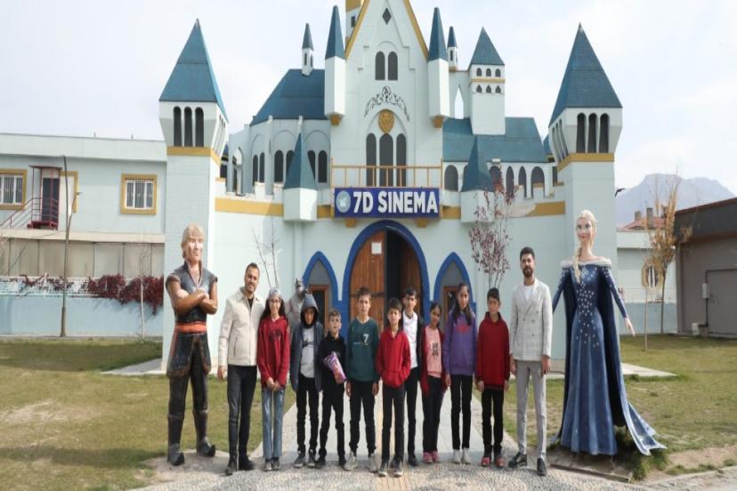 Tuşba Belediyesi’nden Çocuklara Ara Tatil Etkinliği 