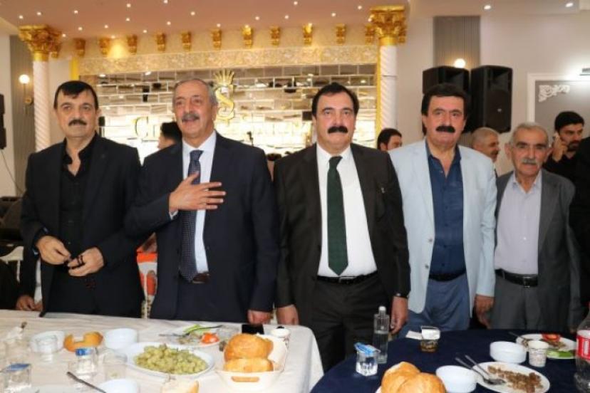 VAN’DA 9 YILLIK HUSUMET BARIŞLA SONUÇLANDI