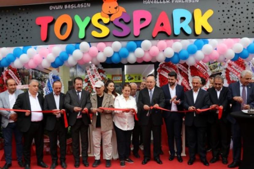 Van’da Toysspark oyuncak marketi hizmete açıldı