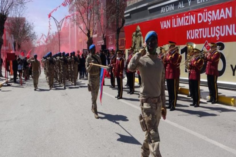 Van’ın düşman işgalinden kurtuluşunun 106'ncı yıl dönümü kutlandı  