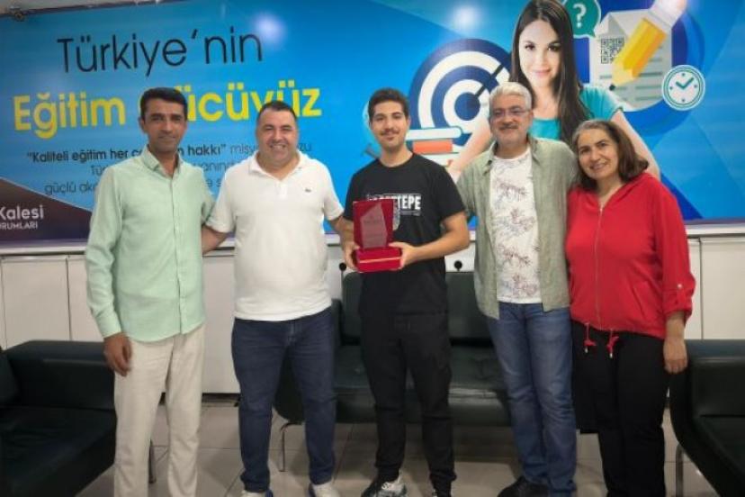 Van’ın YKS Şampiyonu Özel Van Bilim Kalesi Özel Öğretim Kursu’ndan