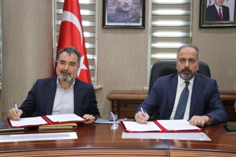 Van YYÜ tarihinde bir ilk-Diyarbakırlı iş adamından Van YYÜ'ye denizcilik fakültesi binası  