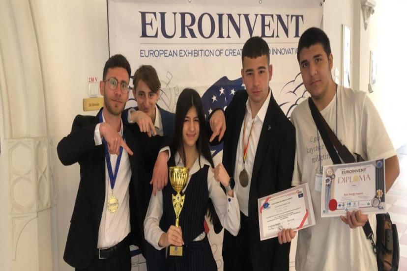 Vanlı öğrenciler Romanya’da destan yazdı