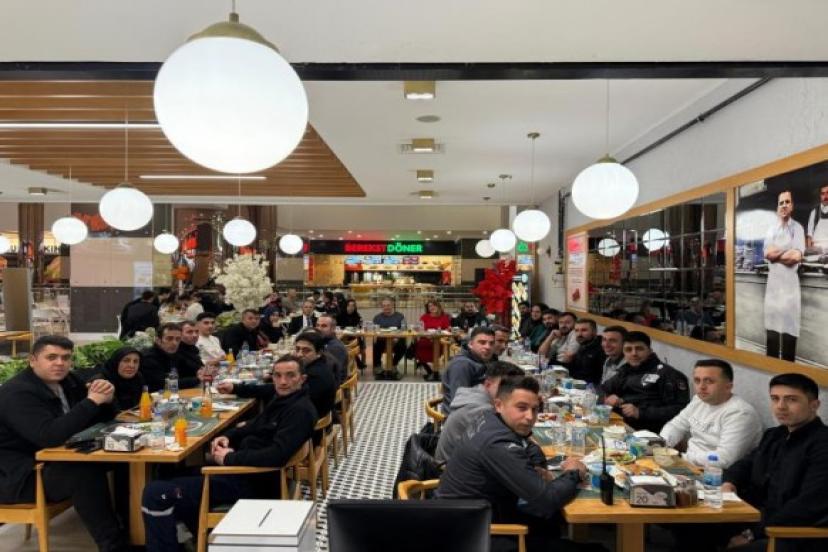 Vanmall yönetim ve personeli iftarda bir araya geldi  