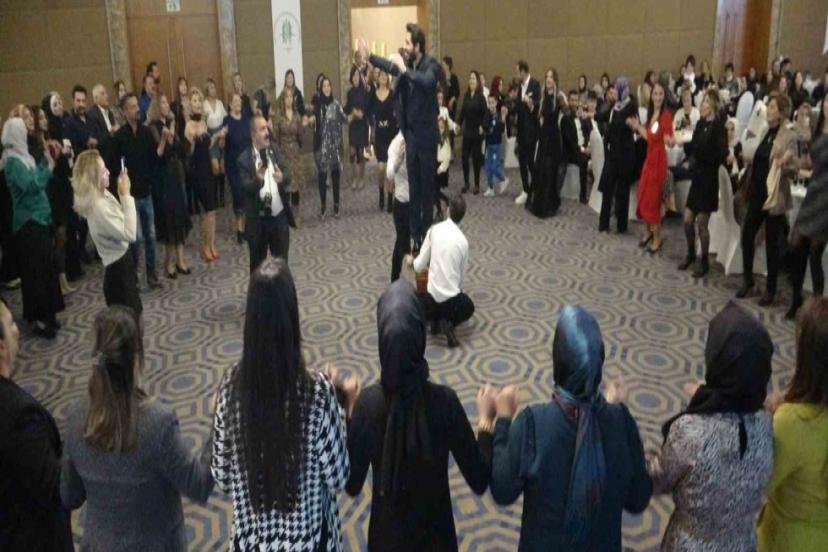 VASİKAD’dan unutulmaz  Van Gecesi